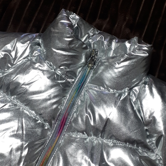 Girls Size 4-5 Silver Puffer Jacket - Picture 2 of 7